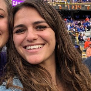 Meet your Posher, Riley